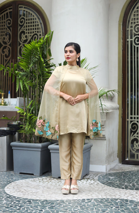 ORGANZA PANT SET WITH CAPE