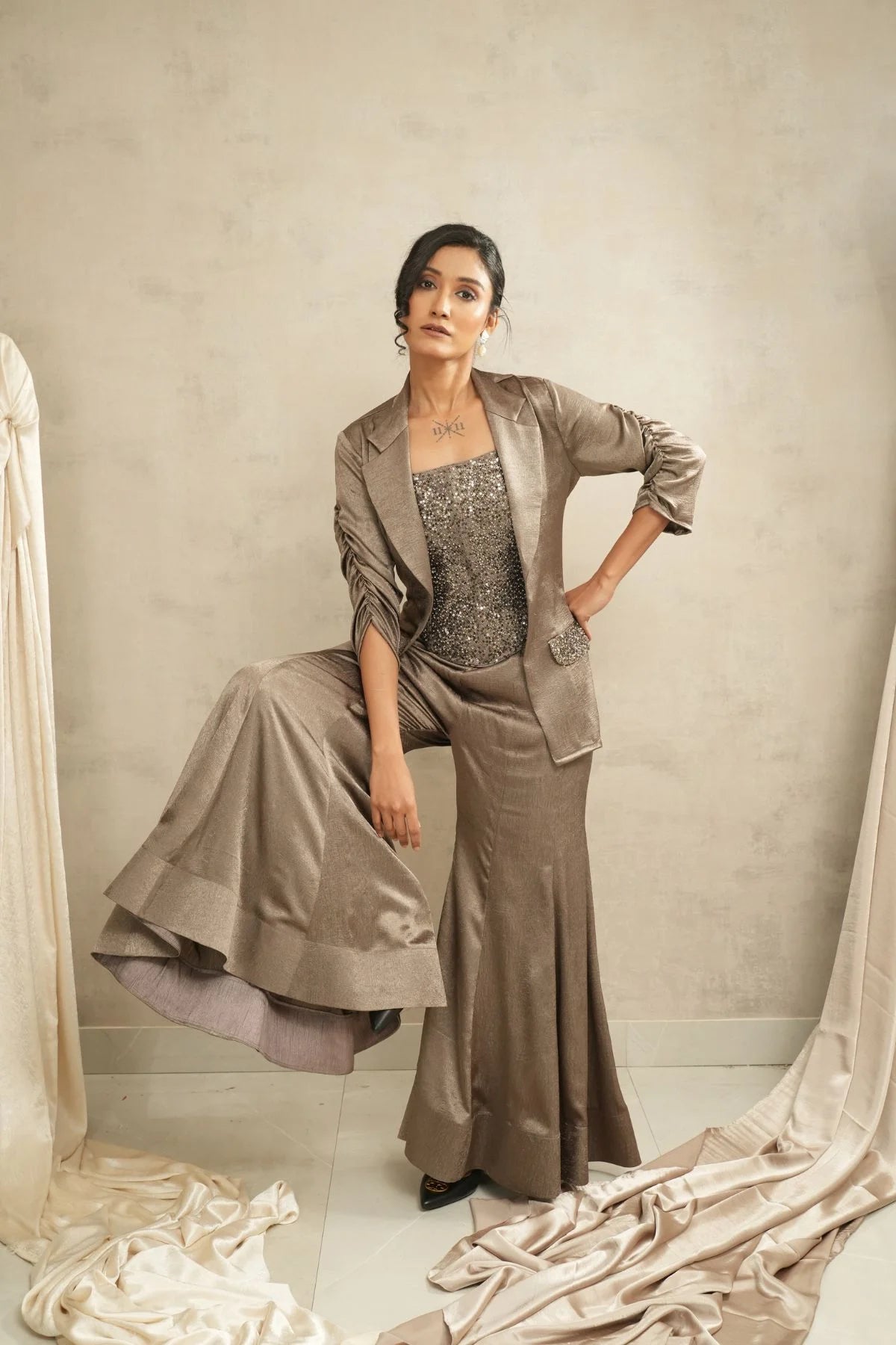 OLIVE NOOR POWER SET